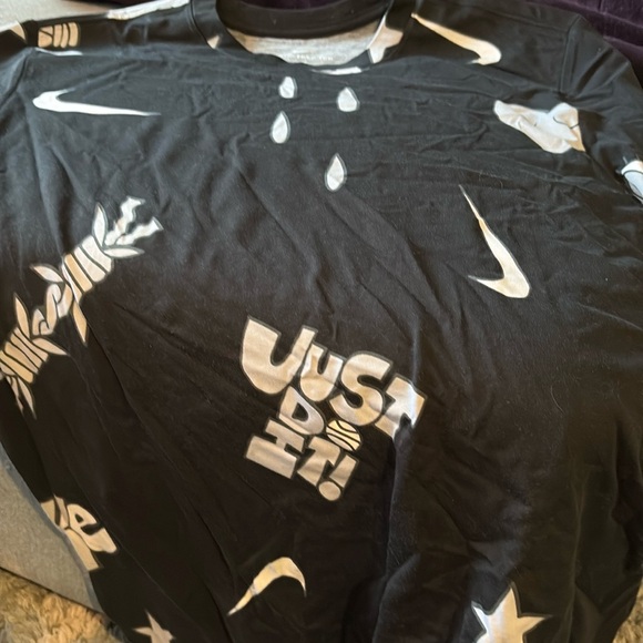 Nike hoops tee brand new with tags - Picture 1 of 4